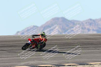 media/Jan-15-2026-Racers Edge (Thu) [[dfebeb70ab]]/3-B Group/Session 2 (Bowl Exit)/